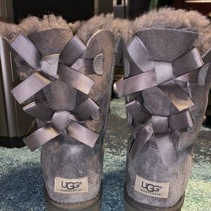 Grey bow tie UGG boots